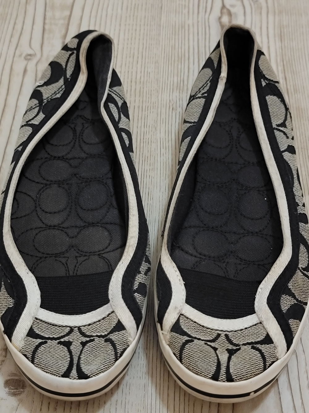 Coach Women's Alpine Flats Black Signature Logo Size 9 Ballet Y2K Quiet Luxury